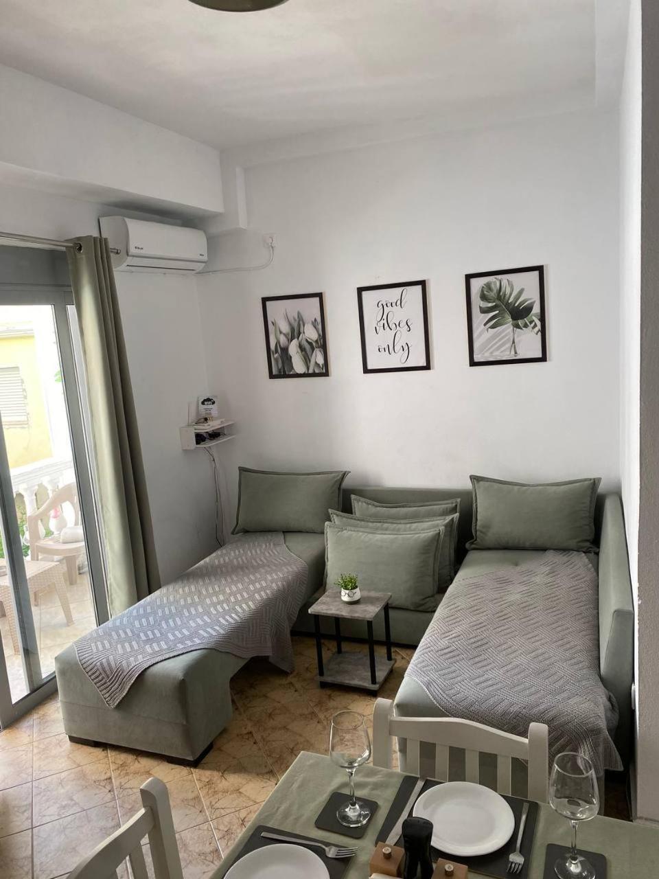 Happy Apartment Саранда Экстерьер фото